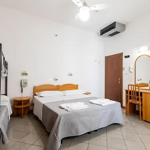 hotel-rosalba-san-mauro-mare.emilia-romagnahotels.net/
