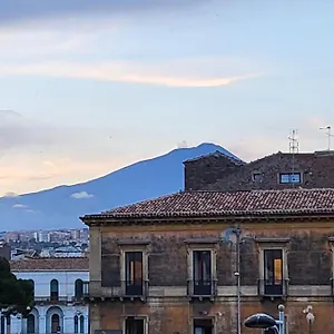Panzió Sicula, Catania-Fontanarossai nemzetközi repülőtér
